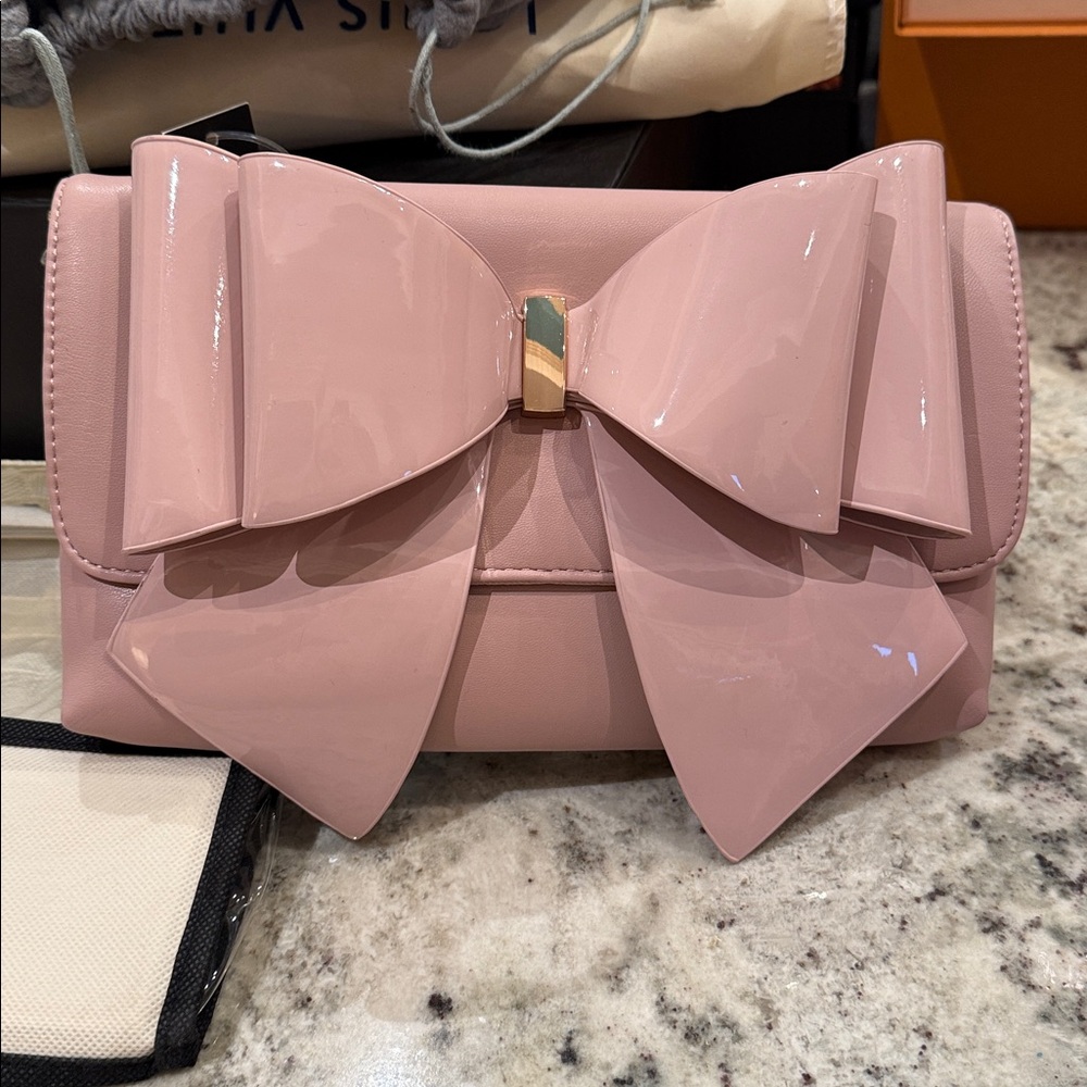 Elegant Pink Bow Clutch - Picture 2 of 5